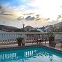 Bunker Hill Hotel