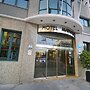 Hotel Mainake