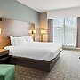 Best Western Plus Pitt Meadows Inn & Suites