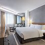 Gateway, Marco Polo Hotel