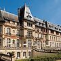 Château Jeanne & the Forest - Château de Montvillargenne
