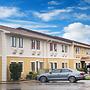 Super 8 by Wyndham Jonesboro