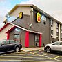 Super 8 by Wyndham Cedar Rapids