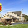 Super 8 by Wyndham Alton