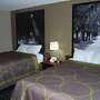Super 8 by Wyndham Warner Robins
