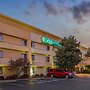 La Quinta Inn & Suites by Wyndham N Little Rock-McCain Mall