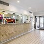 Econo Lodge Darien