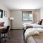 The Andrew Hotel