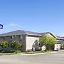 Travelodge by Wyndham Grand Island