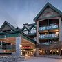 Pinnacle Hotel Whistler Village