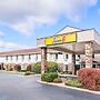 Super 8 by Wyndham Wausau