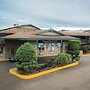 PepperTree Inn