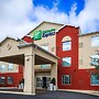 Holiday Inn Express & Suites Reading by IHG
