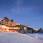 The Reefs Resort & Club