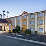 Super 8 by Wyndham Harlingen TX