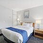 Canadas Best Value Desert Inn & Suites Cache Creek