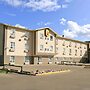 Super 8 by Wyndham Slave Lake AB
