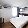 Petit Palace Arana