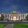 Holiday Inn Express Hotel & Suites Woodhaven by IHG