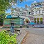Liverpool Aigburth Sefton Park Hotel By Belvilla