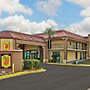 Super 8 by Wyndham Mobile/Tillmans Corner