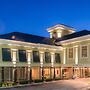 Town & Country Inn and Suites
