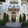 Grand Kadri Hotel