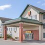 Super 8 by Wyndham Truro NS