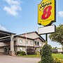 Super 8 by Wyndham Sault Ste Marie On