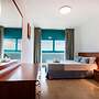 Magic Atrium Beach