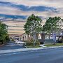 Holiday Inn Express & Suites Mountain View Silicon Valley by IHG
