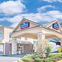 Howard Johnson by Wyndham North Bergen
