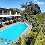 Waterfalls Estate - Motel & Campground