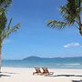 GM Doc Let Beach Resort & Spa