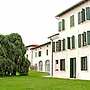 Hotel Villa Policreti