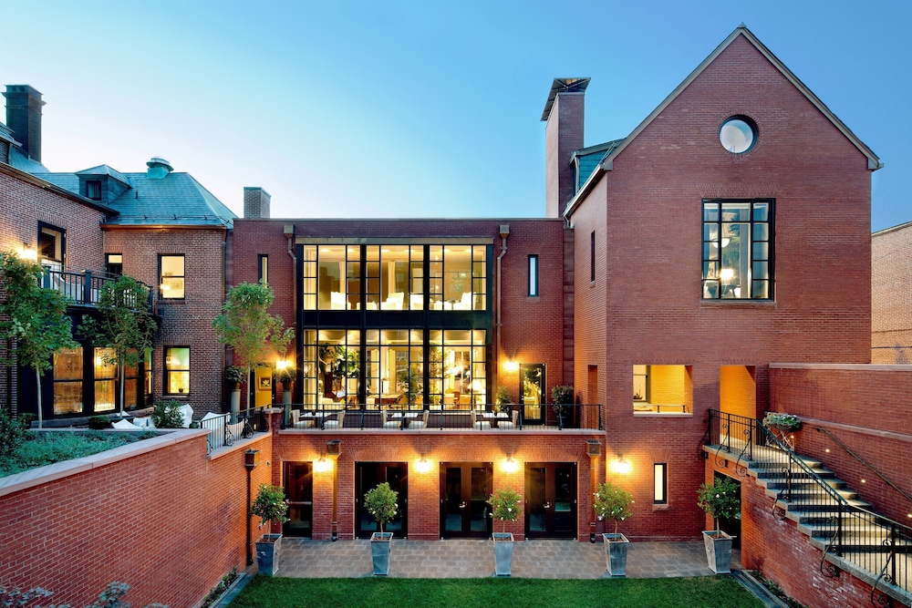 The Ivy Hotel