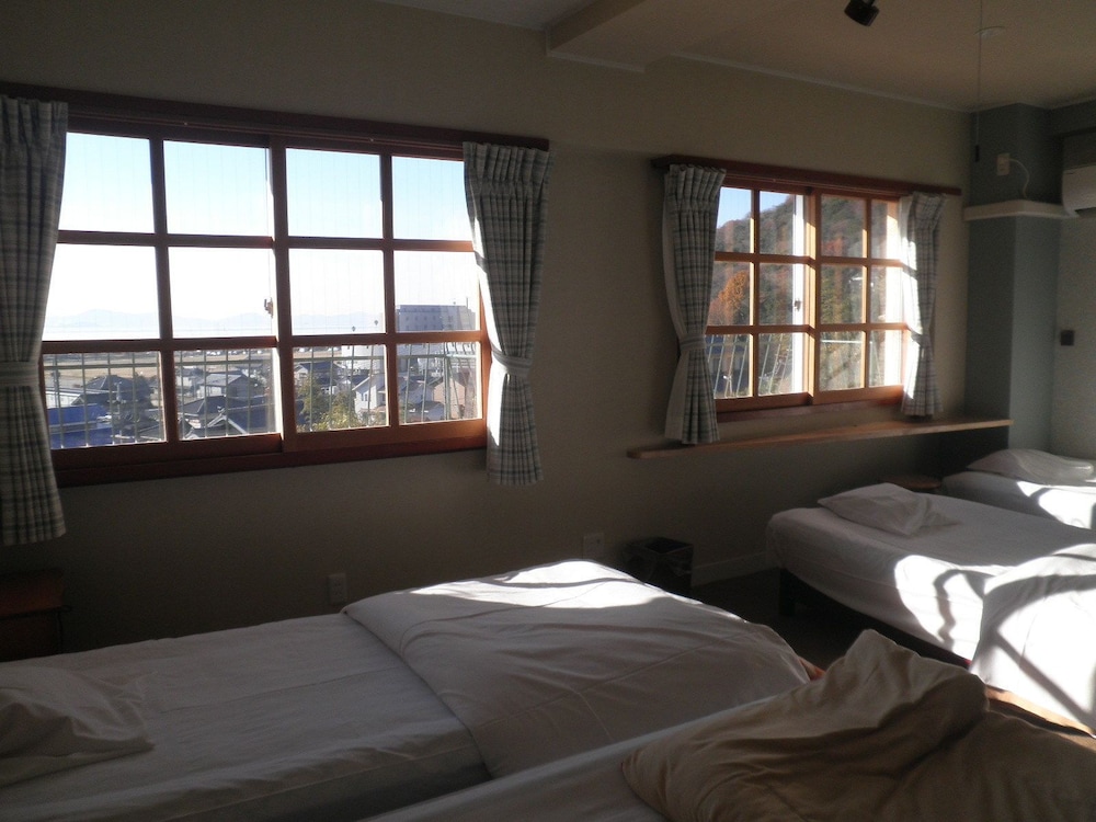 Gamagori Orange Pension