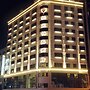 Grand Earl Hotel