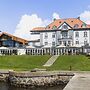 Sixtus Sinatur Hotel og Konference