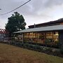 Christmas Creek Cafe & Cabins