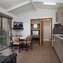 Warrnambool Motel and Holiday Park