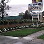 City Park Motel & Apartments