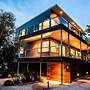 Point Lonsdale Holiday Apartments - Adults only