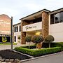 Tea House Motor Inn