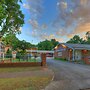 Barrass's John Bright Motor Inn