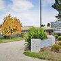 Statesman Motor Inn