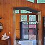 Treetops Accommodation Montville