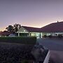 Emerald Explorers Inn