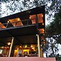 Boutique Raft Resort