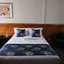 Majestic Motel